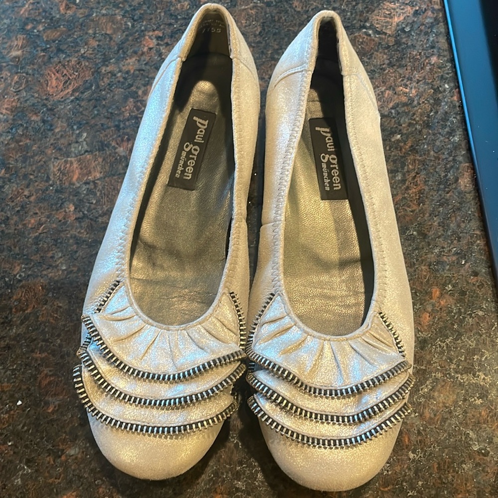 Paul green metallic ballet flats